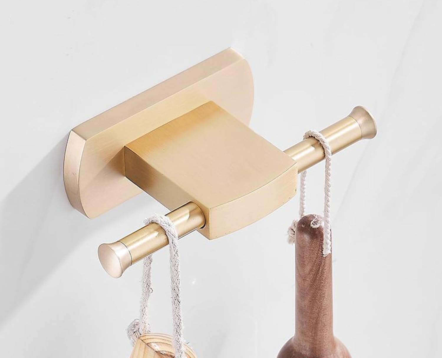 Copper-Ton Towel Rack Space-Saving Bath Towel Organizer